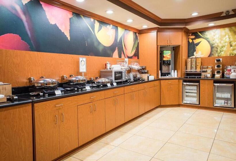 בית מלון כפרי Fairfield Inn & Suites By Marriott Knoxville/east