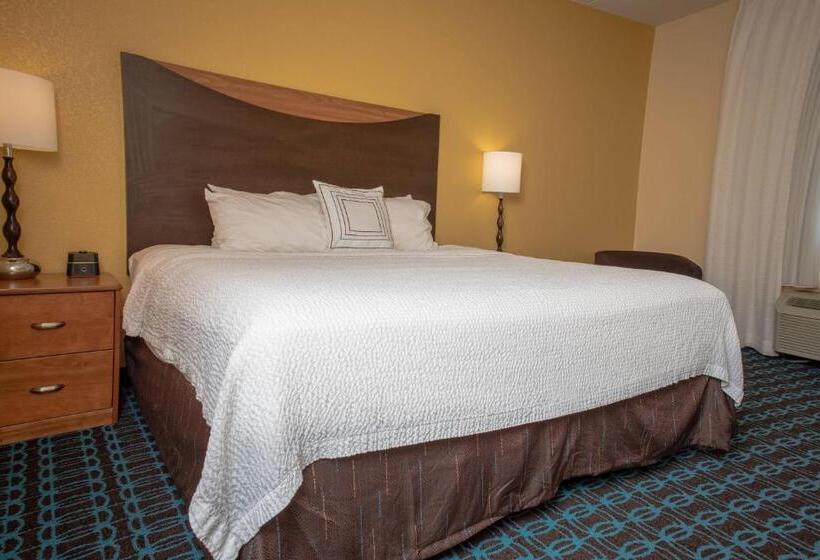 בית מלון כפרי Fairfield Inn & Suites By Marriott Knoxville/east