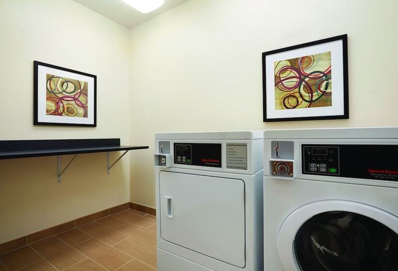 ホテル Fairfield Inn & Suites Cheyenne