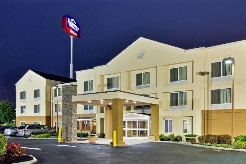 בית מלון כפרי Fairfield Inn & Suites Clarksville