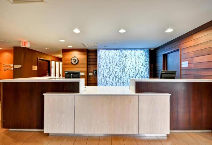 Отель Fairfield Inn & Suites Dallas Medical/market Center