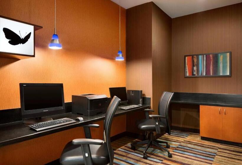 Отель Fairfield Inn & Suites Dallas Mesquite