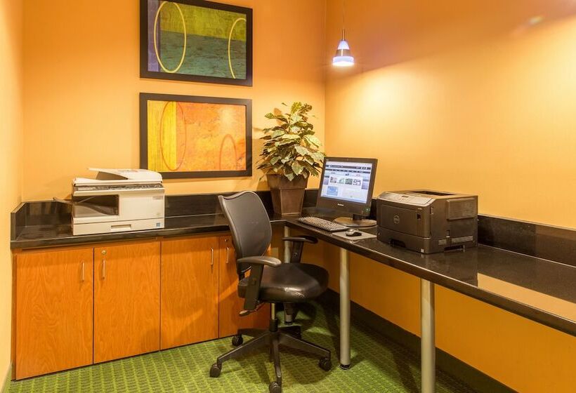 ホテル Fairfield Inn & Suites Fargo