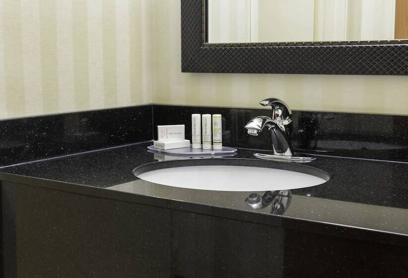 ホテル Fairfield Inn & Suites Fargo