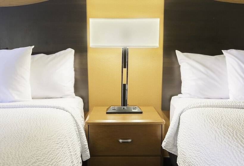 ホテル Fairfield Inn & Suites Fargo