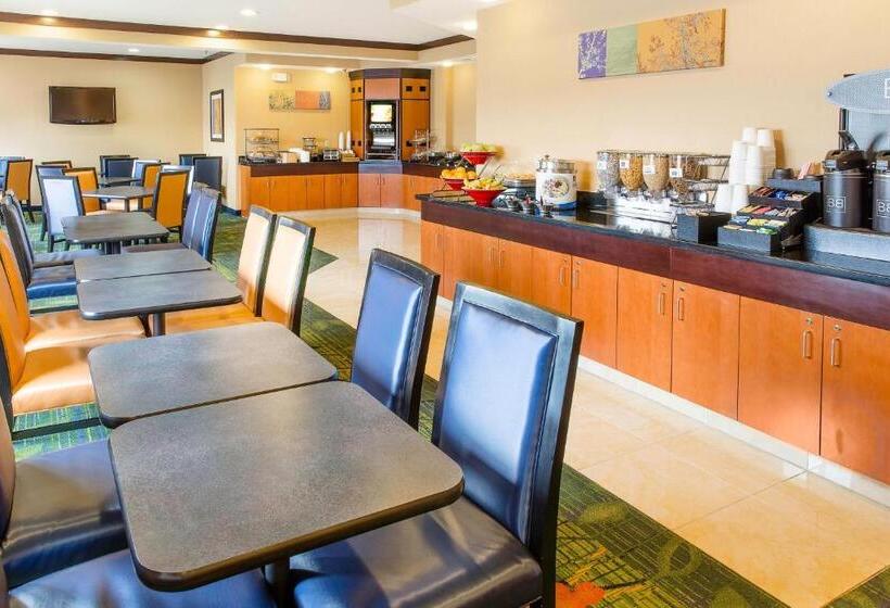 ホテル Fairfield Inn & Suites Fargo