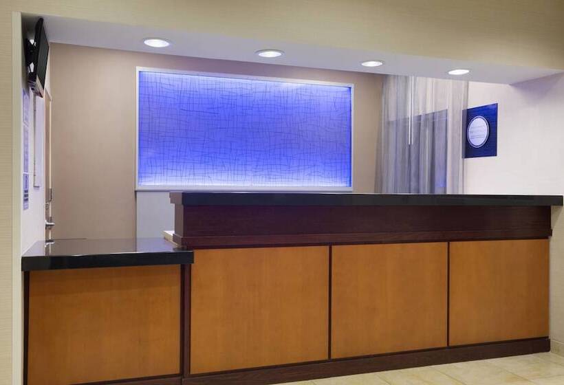 هتل Fairfield Inn & Suites Fort Worth University Drive