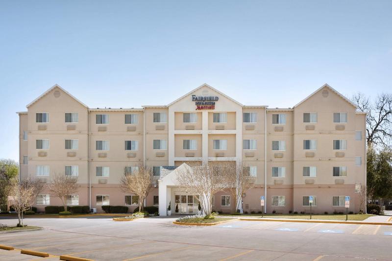 هتل Fairfield Inn & Suites Fort Worth University Drive