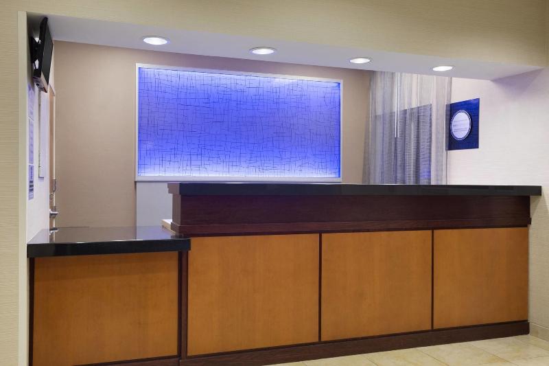 هتل Fairfield Inn & Suites Fort Worth University Drive
