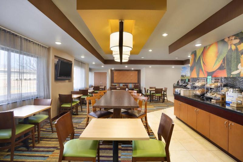 هتل Fairfield Inn & Suites Fort Worth University Drive
