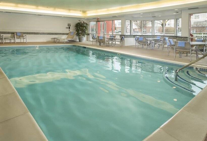 ホテル Fairfield Inn & Suites By Marriott Frederick