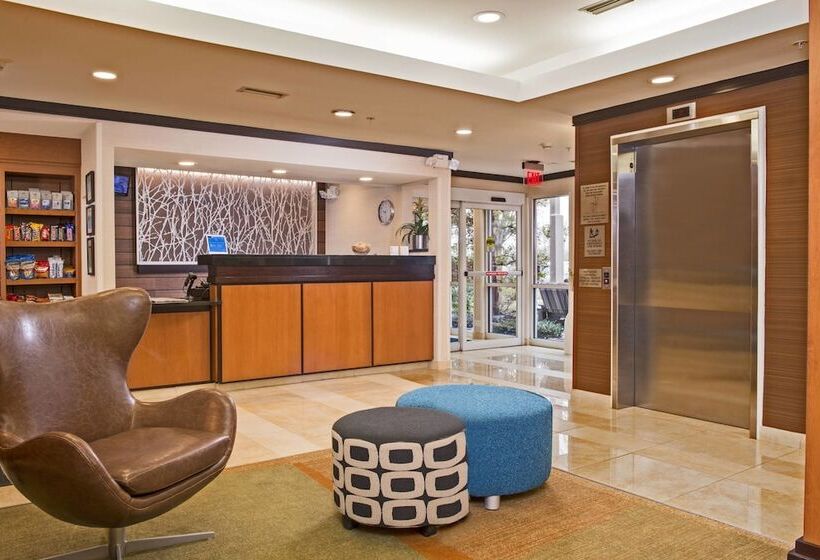 ホテル Fairfield Inn & Suites By Marriott Frederick