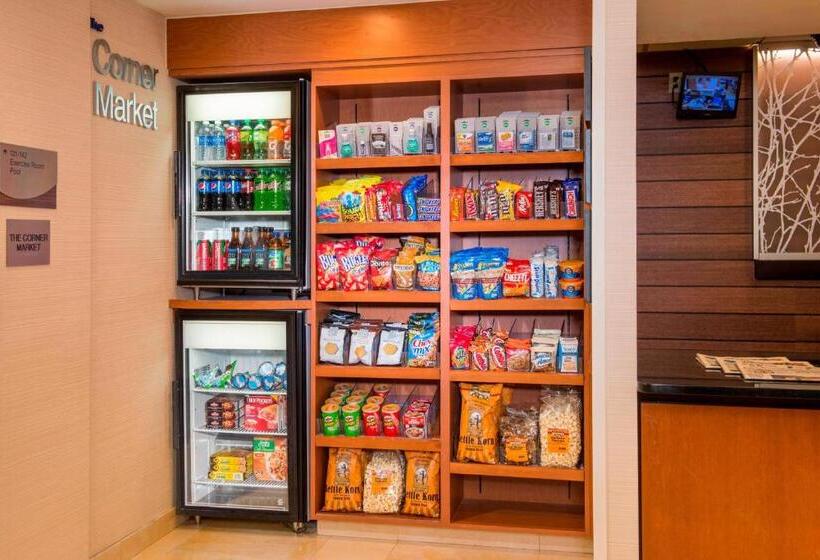 ホテル Fairfield Inn & Suites By Marriott Frederick