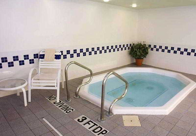 هتل Fairfield Inn & Suites Grand Rapids
