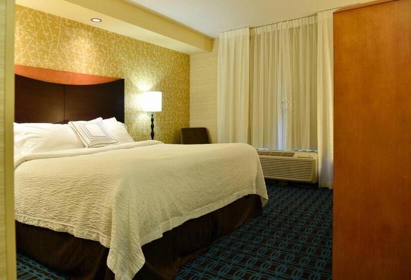 هتل Fairfield Inn Hartford Airport