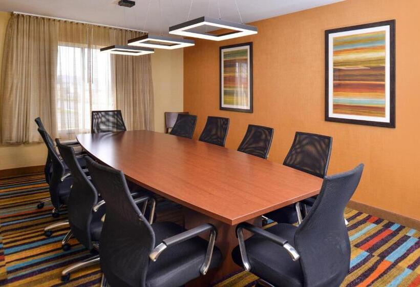 هتل Fairfield Inn & Suites By Marriott Helena