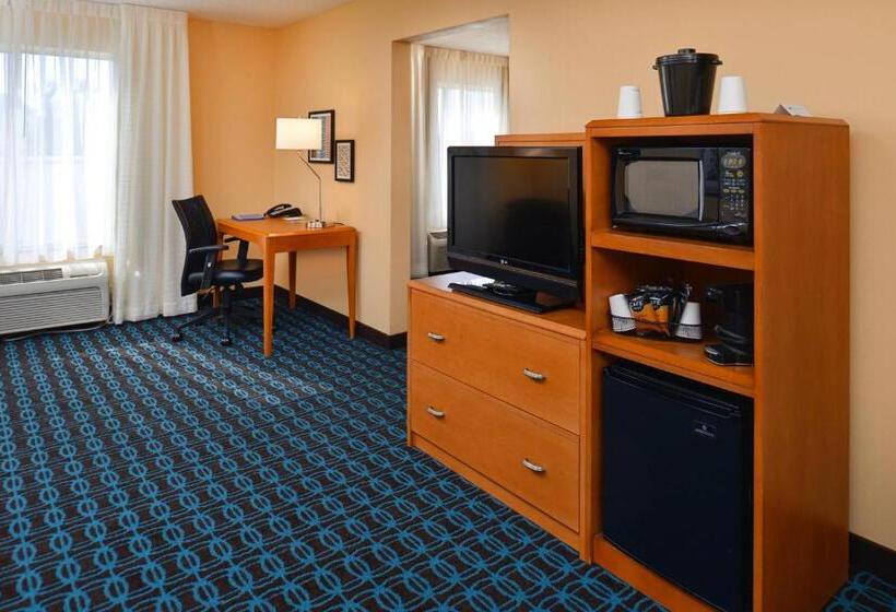 هتل Fairfield Inn & Suites By Marriott Helena