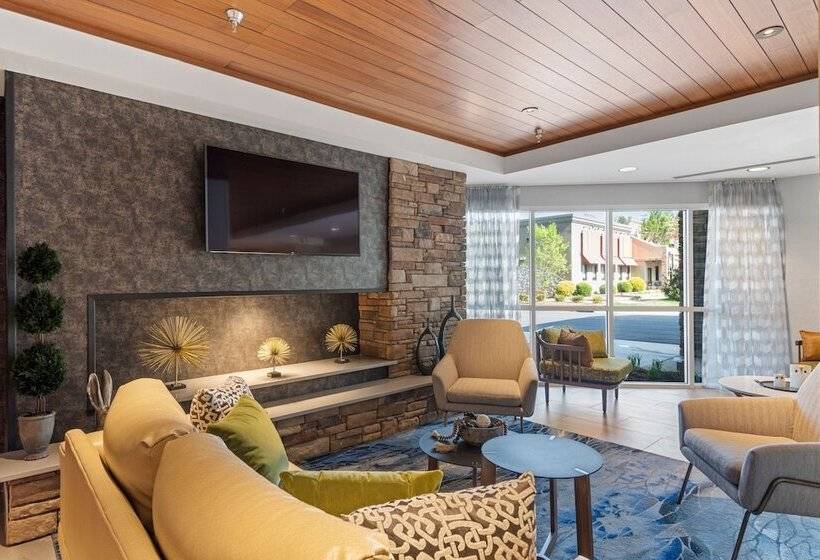 فندق Fairfield Inn & Suites By Marriott Hickory