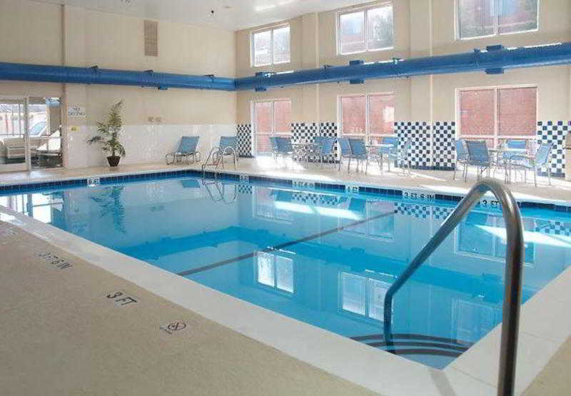 فندق Fairfield Inn & Suites By Marriott Hickory