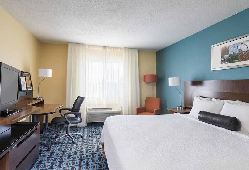 בית מלון כפרי Fairfield Inn & Suites Holland