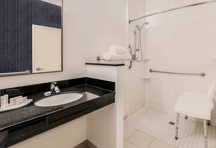 هتل Fairfield Inn & Suites Houston Westchase