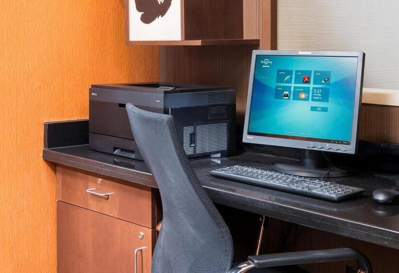 فندق Fairfield Inn & Suites Kansas City Lee S Summit