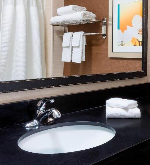 酒店 Fairfield Inn & Suites Lincoln