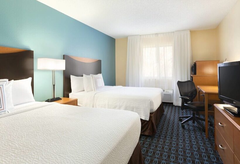 Отель Fairfield Inn & Suites Midland