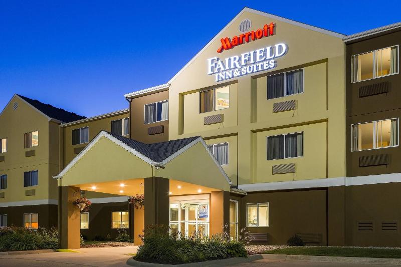 فندق Fairfield Inn & Suites Oshkosh