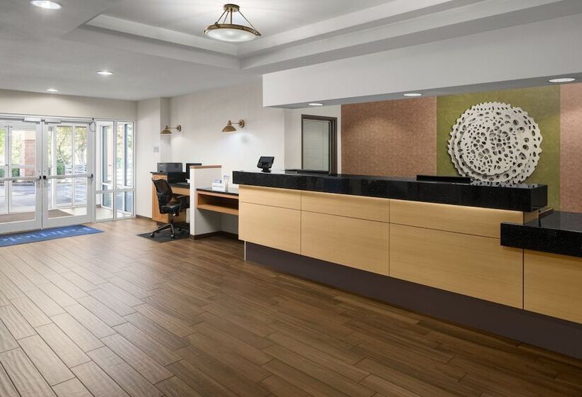 فندق Fairfield Inn & Suites Portland West Beaverton