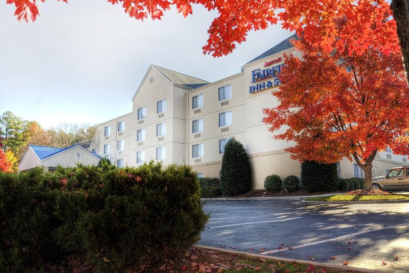هتل Fairfield Inn & Suites Raleigh Crabtree Valley
