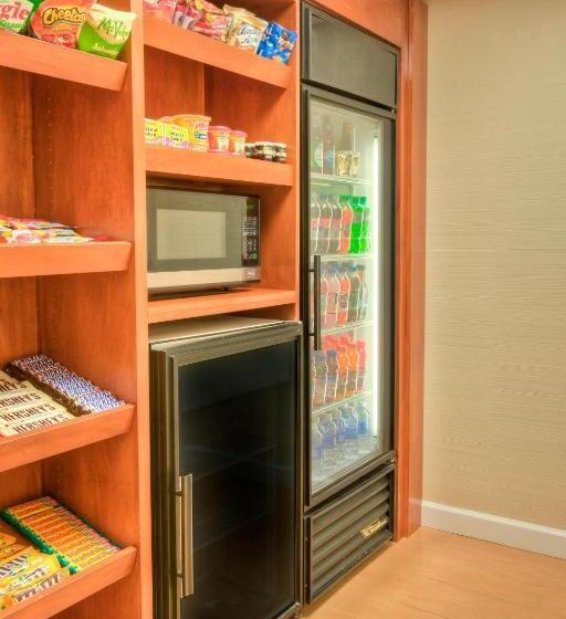 هتل Fairfield Inn & Suites Raleigh Crabtree Valley