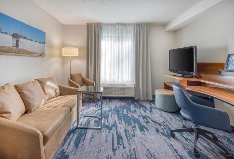 هتل Fairfield Inn & Suites Raleigh Crabtree Valley