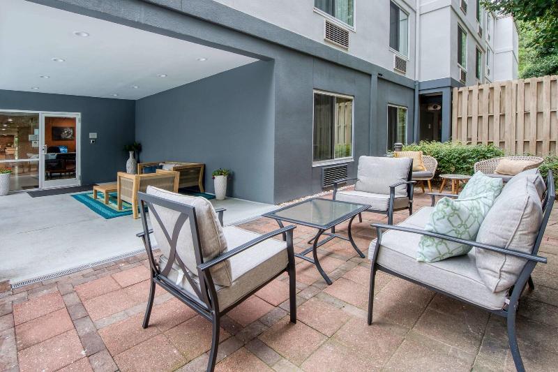 هتل Fairfield Inn & Suites Raleigh Crabtree Valley