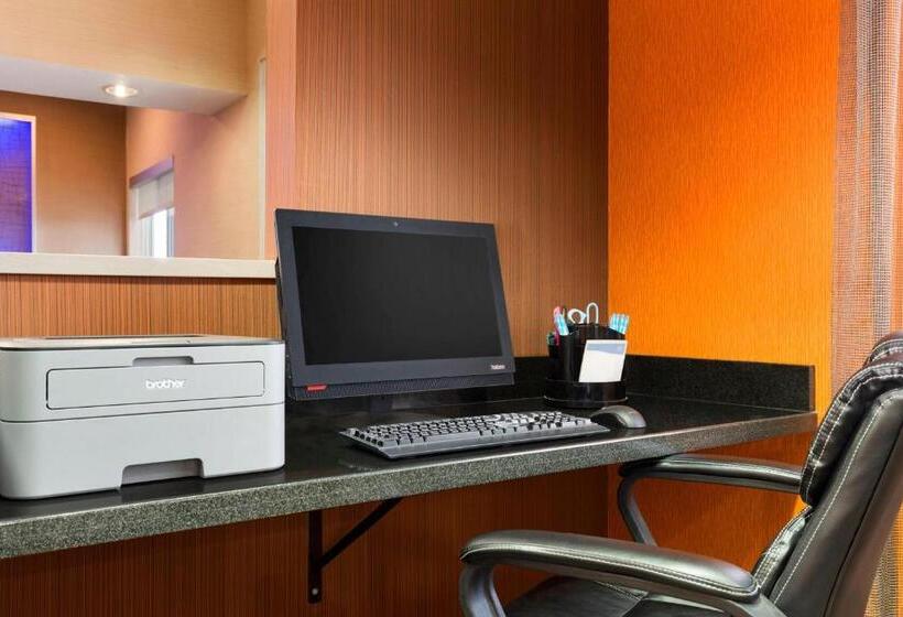 فندق Fairfield Inn & Suites Saginaw