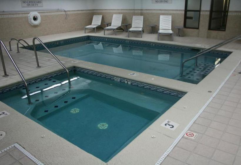 ホテル Fairfield Inn & Suites By Marriott