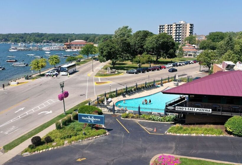 Отель Harbor Shores On Lake Geneva