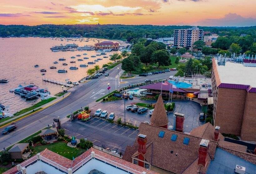 Отель Harbor Shores On Lake Geneva