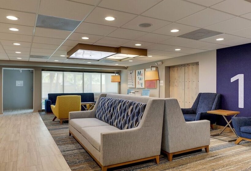 Отель Holiday Inn Express Kenner   New Orleans Airport, An Ihg