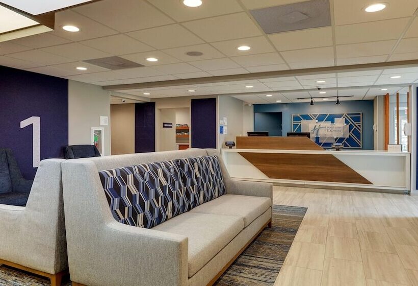 Отель Holiday Inn Express Kenner   New Orleans Airport, An Ihg