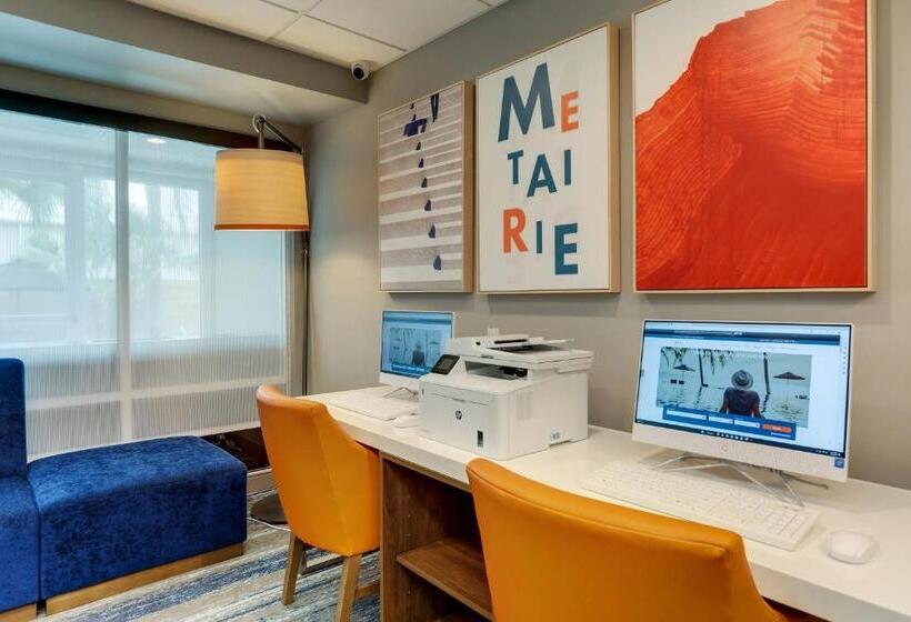 Отель Holiday Inn Express Kenner   New Orleans Airport, An Ihg