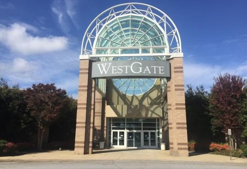 בית מלון כפרי Holiday Inn Spartanburg Northwest