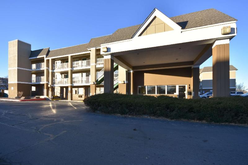 فندق Hometowne Studios By Red Roof Denver   Lakewood West