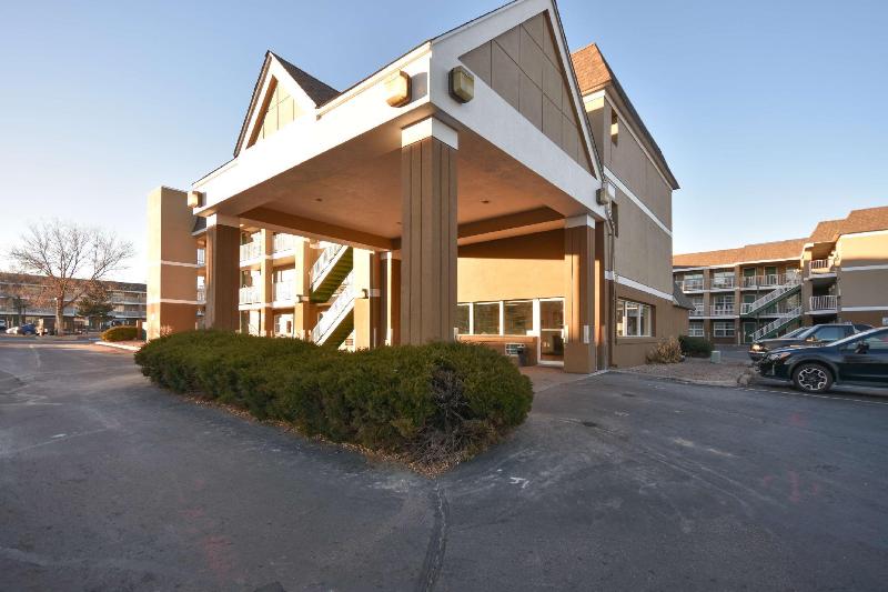 فندق Hometowne Studios By Red Roof Denver   Lakewood West