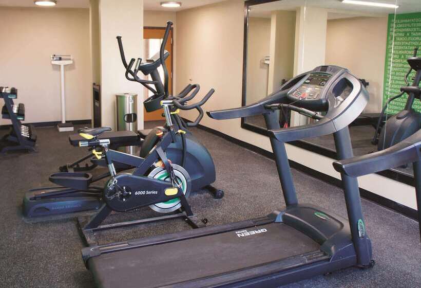 בית מלון כפרי La Quinta By Wyndham Emporia