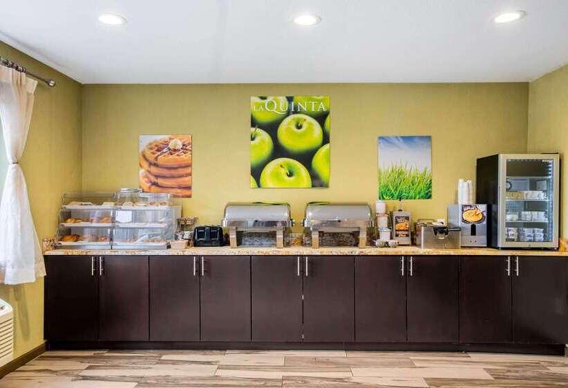 בית מלון כפרי La Quinta By Wyndham Emporia