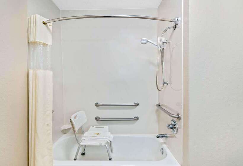 호텔 La Quinta By Wyndham Knoxville Airport