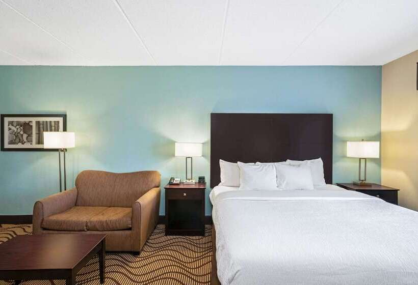 호텔 La Quinta By Wyndham Knoxville Airport