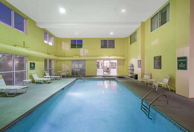 호텔 La Quinta By Wyndham Knoxville Airport