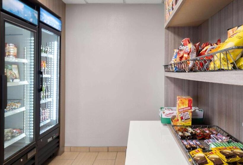 호텔 La Quinta By Wyndham Knoxville Airport